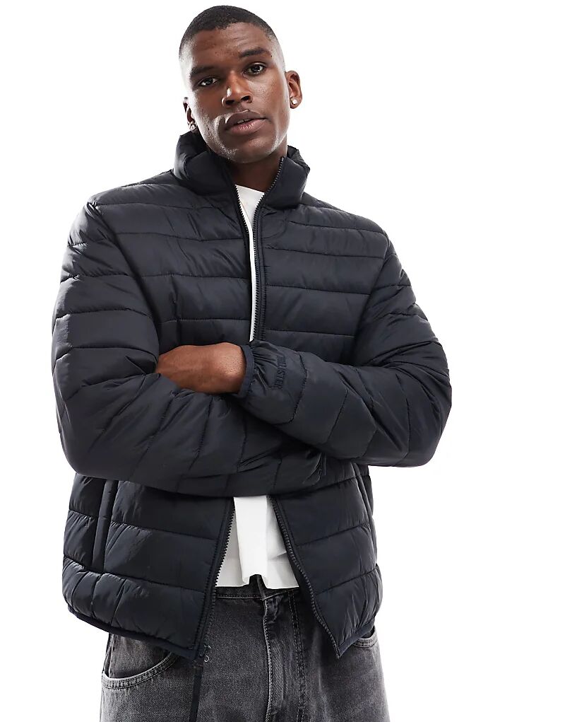 Куртка-пуховик средней толщины с воротником-стойкой черного цвета Hollister, Черный, Куртка-пуховик средней толщины с воротником-стойкой черного цвета Hollister
Куртка-пуховик средней толщины с воротником-стойкой черного цвета Hollister, Черный, Куртка-пуховик средней толщины с воротником-стойкой черного цвета Hollister