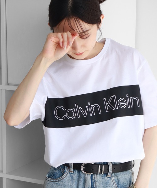 Футболка с коротким рукавом, круглым вырезом и логотипом Calvin Klein, белый
Футболка с коротким рукавом, круглым вырезом и логотипом Calvin Klein, белый