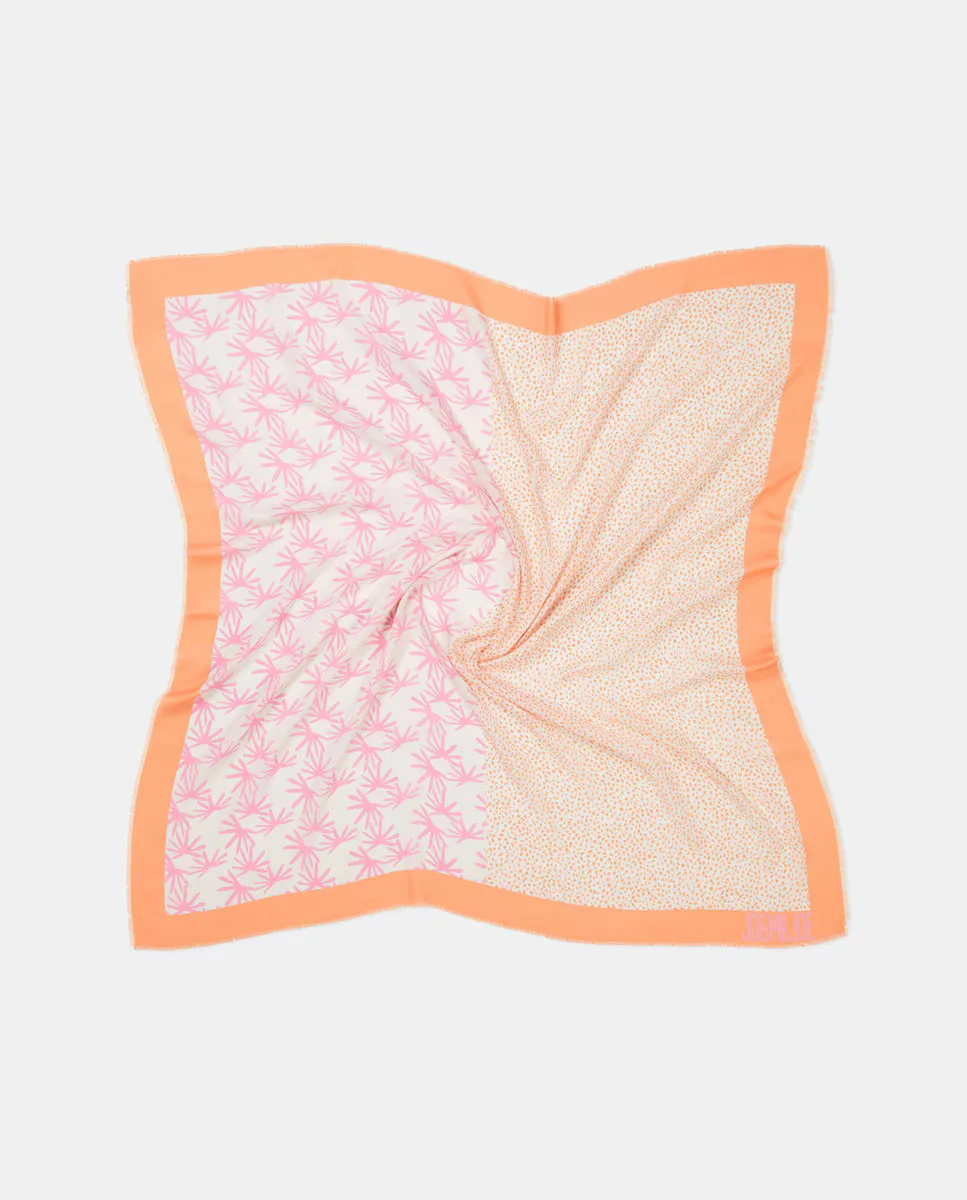 Шарф с двухцветным принтом Jo & Mr. Joe, оранжевый
Шарф с двухцветным принтом Jo & Mr. Joe, оранжевый