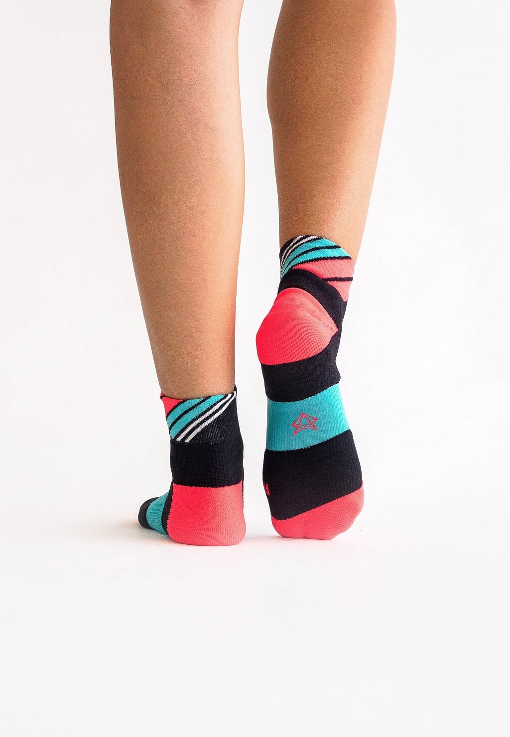 Носки для тренировок RUNNING LADDERS SHORT INCYLENCE, черный
Носки для тренировок RUNNING LADDERS SHORT INCYLENCE, черный