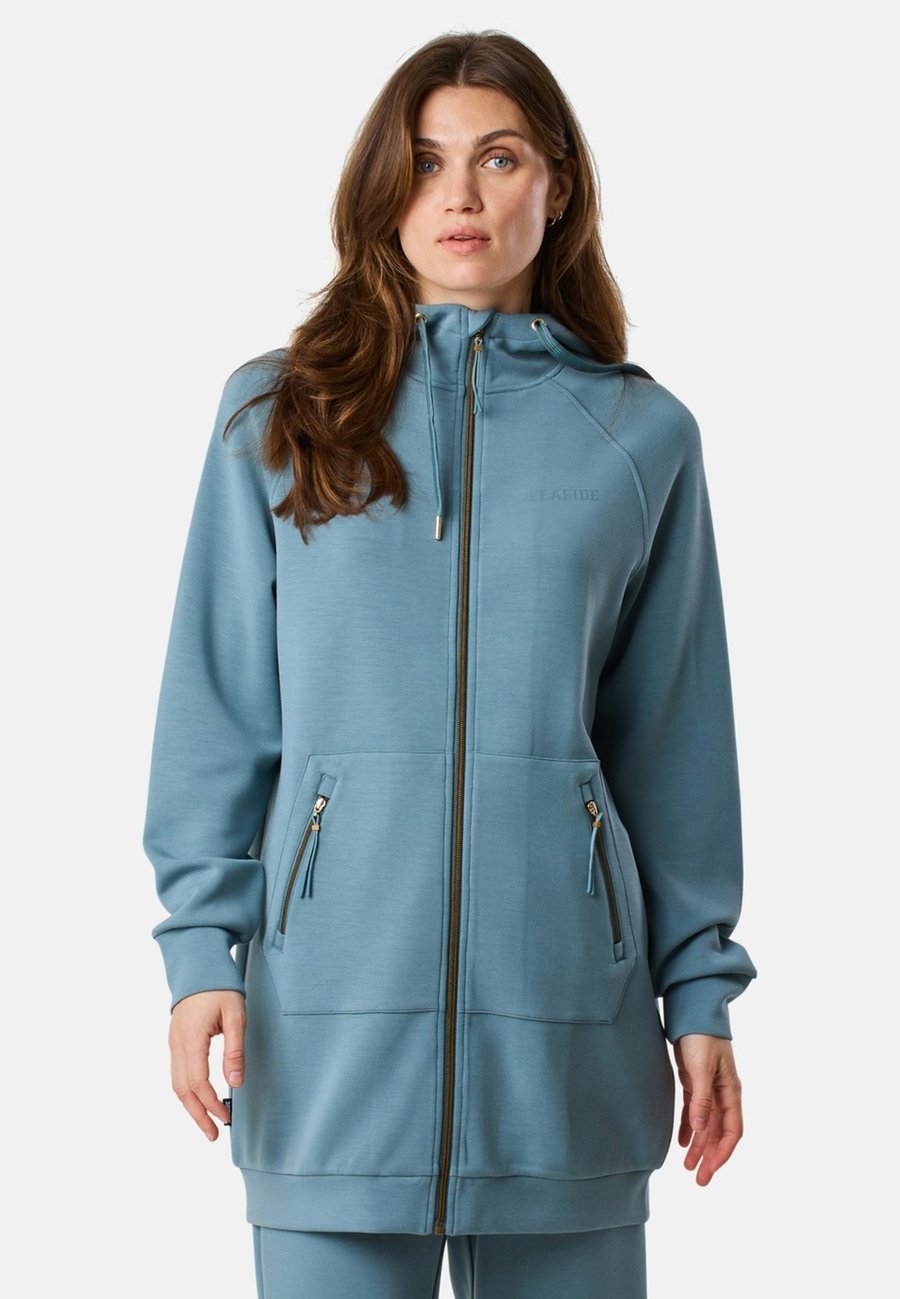 Толстовка Seaside LOUNGE RELAX, Midnight Green/Mint
Толстовка Seaside LOUNGE RELAX, Midnight Green/Mint
