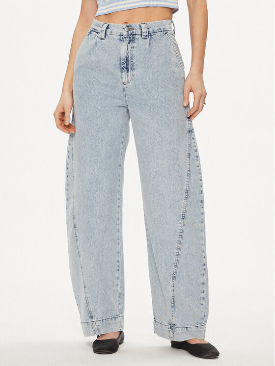 Джинсы свободного кроя United Colors Of Benetton, синий
Джинсы свободного кроя United Colors Of Benetton, синий