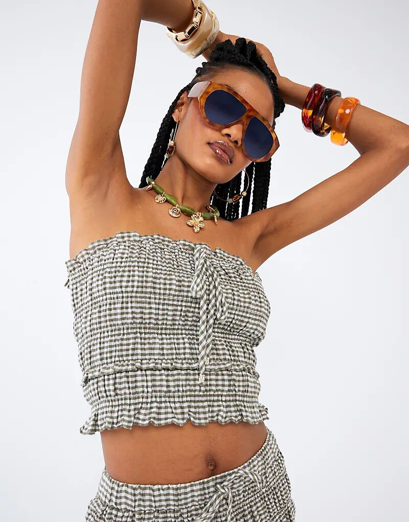 Топ-бандо River Island в зелёную клетку с рюшами – часть комплекта
Топ-бандо River Island в зелёную клетку с рюшами – часть комплекта