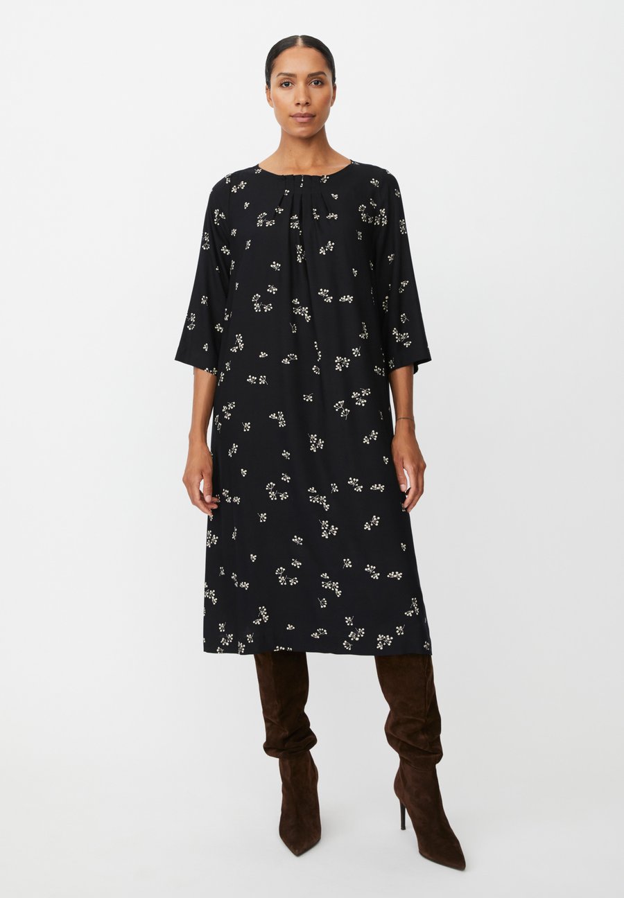 Платье Masai MaNafiala, Schwarz/Black
Платье Masai MaNafiala, Schwarz/Black