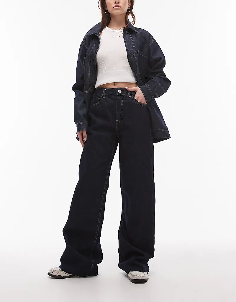 Джинсы прямого покроя с необработанным краем цвета индиго Mango
Джинсы прямого покроя с необработанным краем цвета индиго Mango