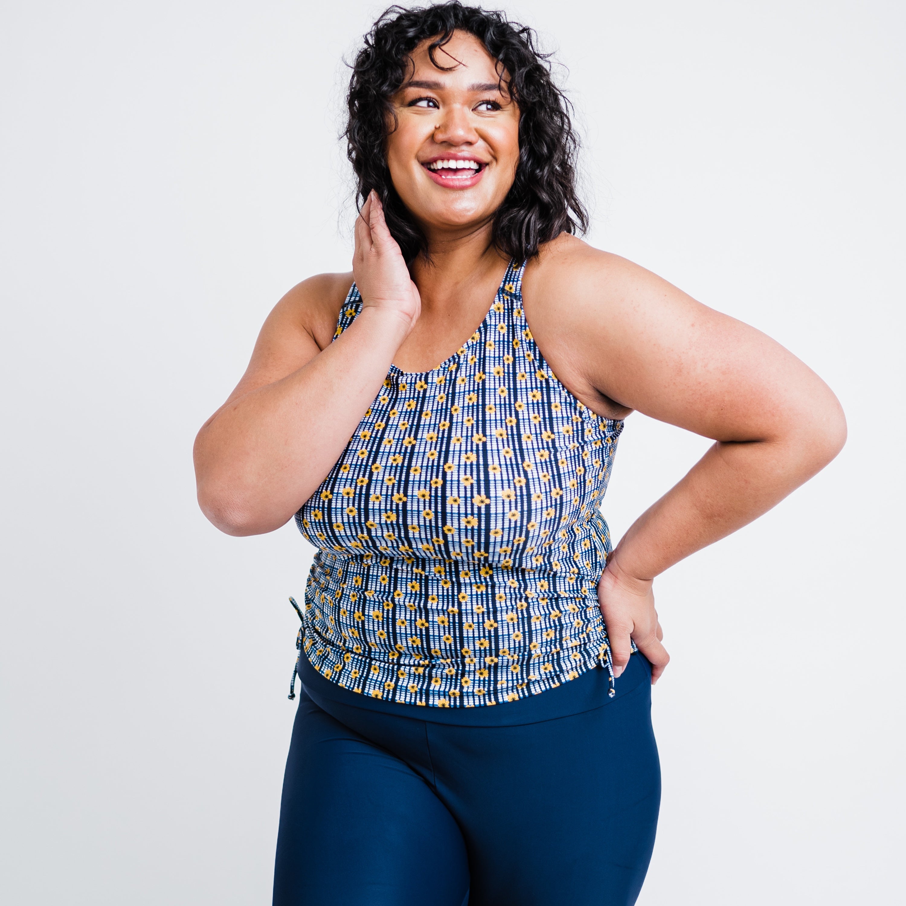 Женский купальник-танкини Maya Plus со встроенным бюстгальтером - Выкройки Calypsa, цвет sunflower picnic
Женский купальник-танкини Maya Plus со встроенным бюстгальтером - Выкройки Calypsa, цвет sunflower picnic