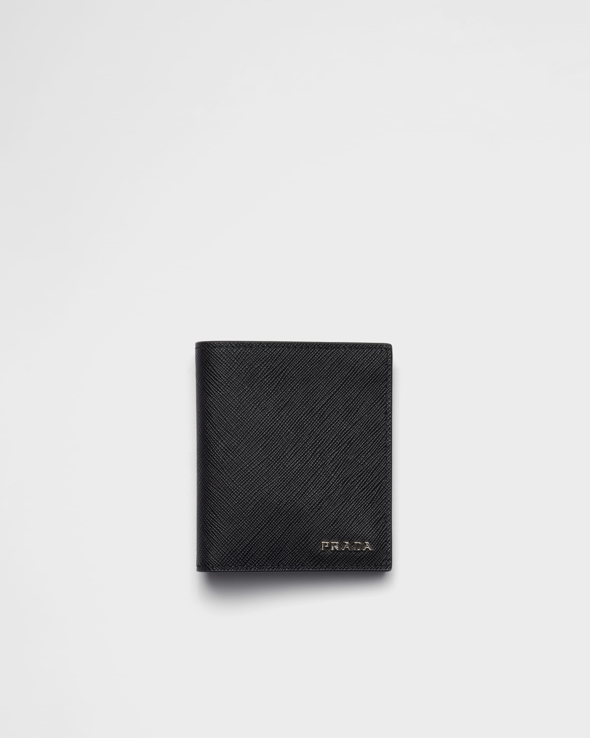 Кошелек из сафьяновой кожи Prada, синий
Кошелек из сафьяновой кожи Prada, синий