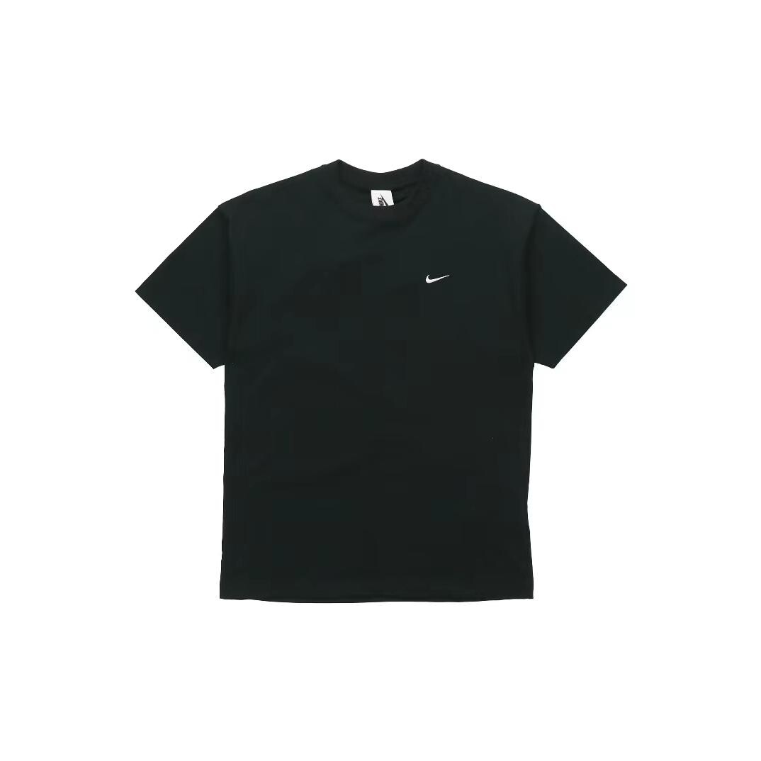 Футболка унисекс черная Nike, черный
Футболка унисекс черная Nike, черный