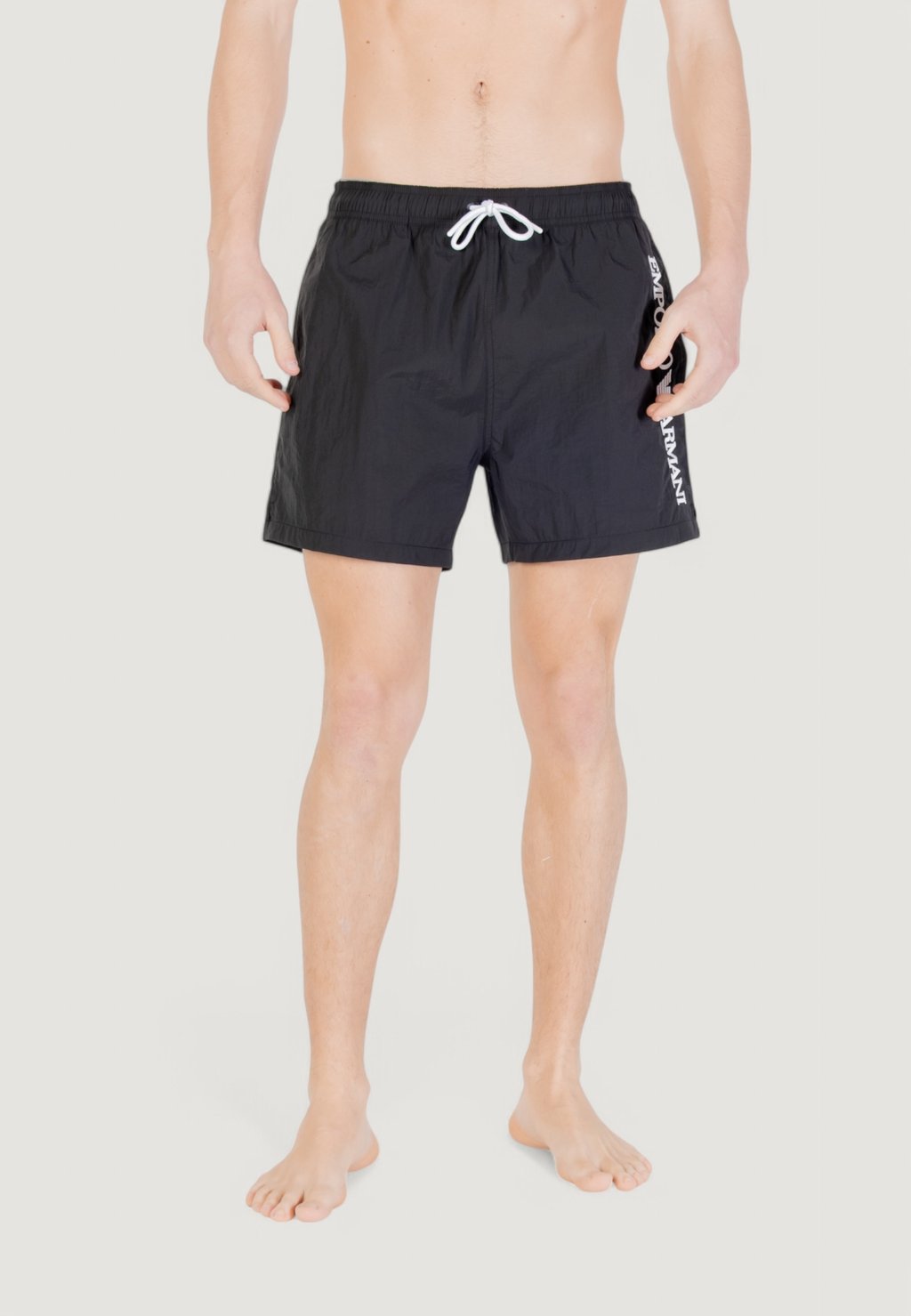 Шорты для плавания Emporio Armani, черный
Шорты для плавания Emporio Armani, черный