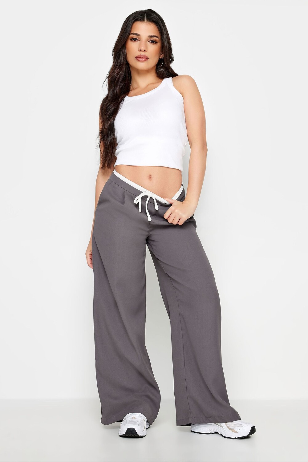 Широкие брюки с контрастной талией Pixiegirl Petite, серый
Широкие брюки с контрастной талией Pixiegirl Petite, серый