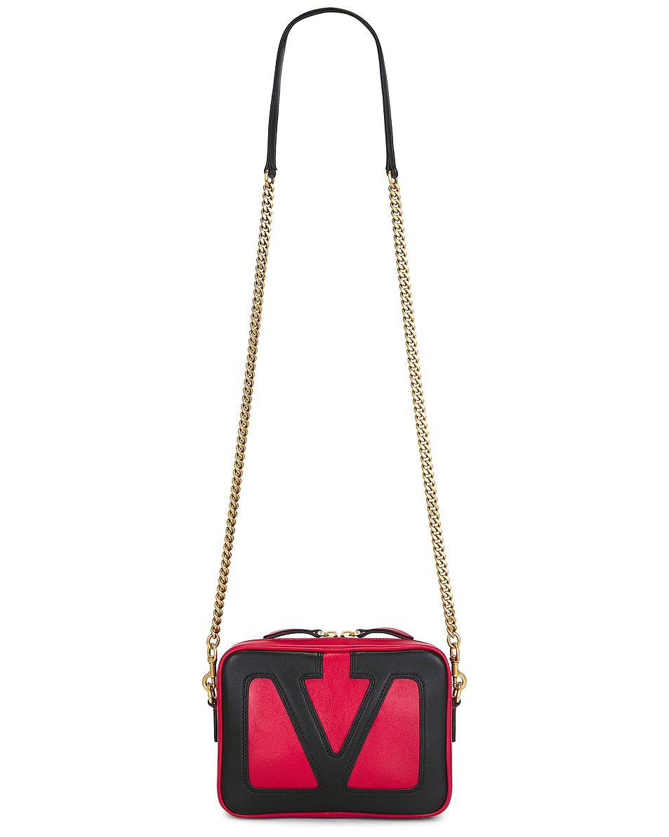 Сумка через плечо Viva Superstar Valentino Garavani, Rouge Couture & Nero
Сумка через плечо Viva Superstar Valentino Garavani, Rouge Couture & Nero