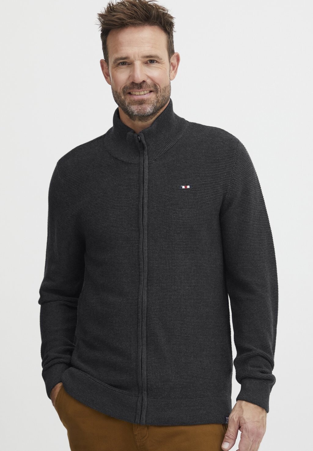 Кардиган FQVILLUM FQ1924, темно-серый вереск
Кардиган FQVILLUM FQ1924, темно-серый вереск