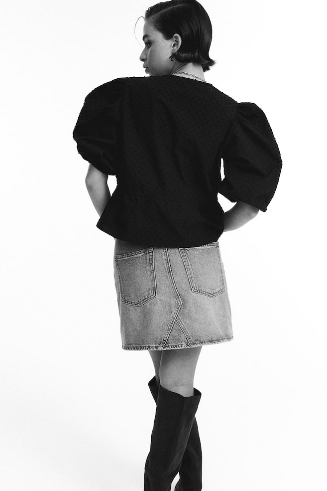 Хлопковая блузка с рукавами-фонариками H&M, черный
Хлопковая блузка с рукавами-фонариками H&M, черный