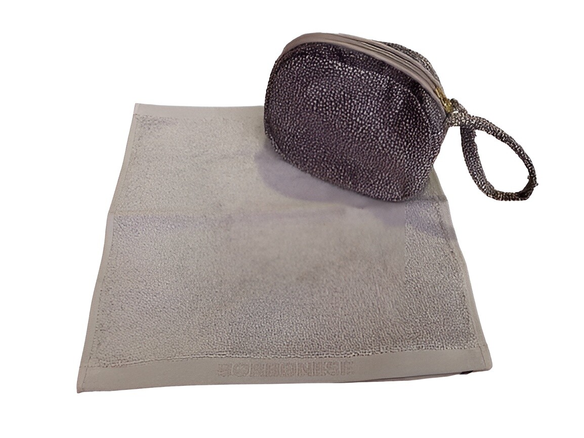 Набор Borbonese Velvet Clutch Bag With 1 Twisted Sponge Washcloth, 2 предмета, коричневый/серо-коричневый
Набор Borbonese Velvet Clutch Bag With 1 Twisted Sponge Washcloth, 2 предмета, коричневый/серо-коричневый