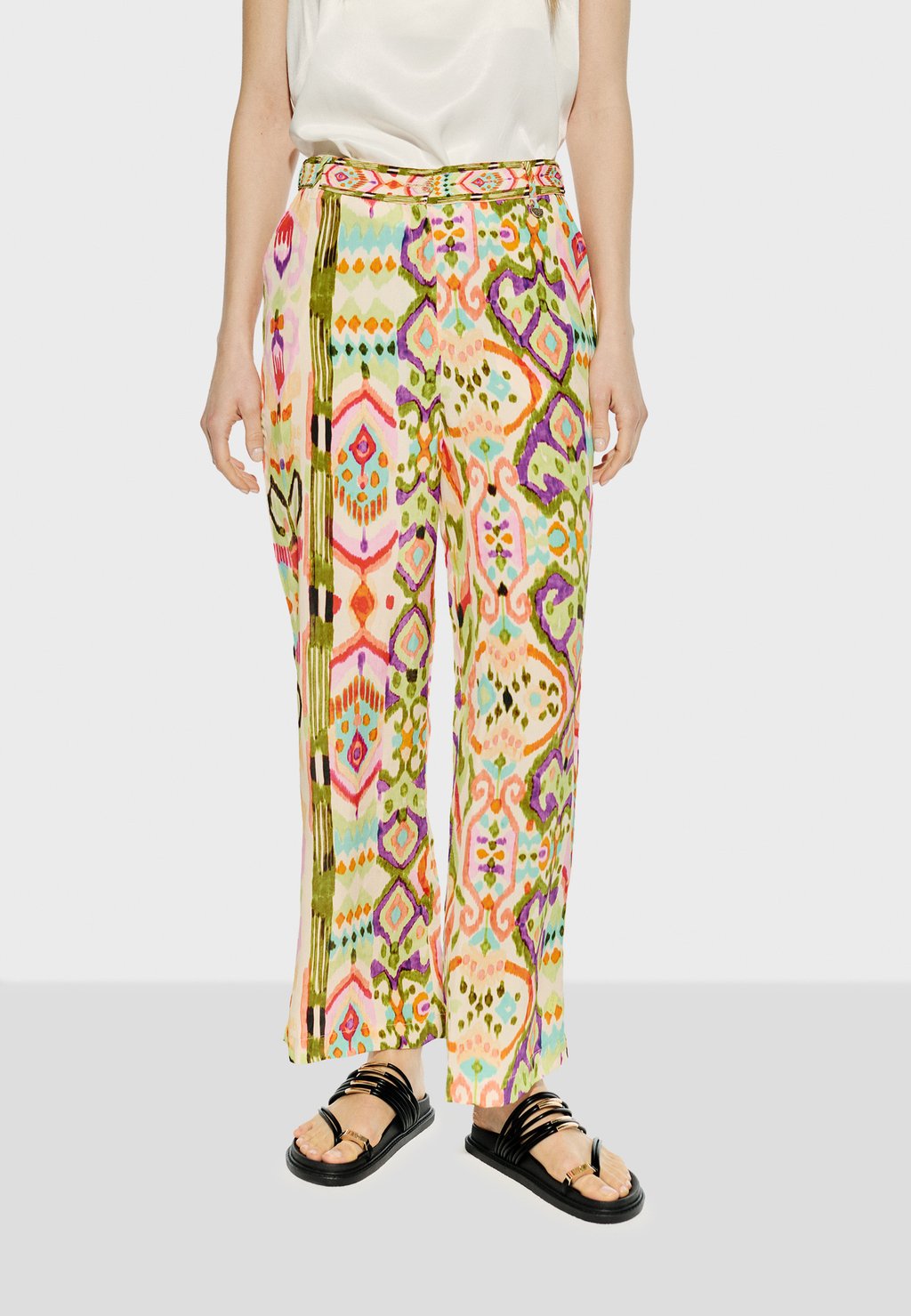 Брюки LOLA CASADEMUNT, зеленый
Брюки LOLA CASADEMUNT, зеленый