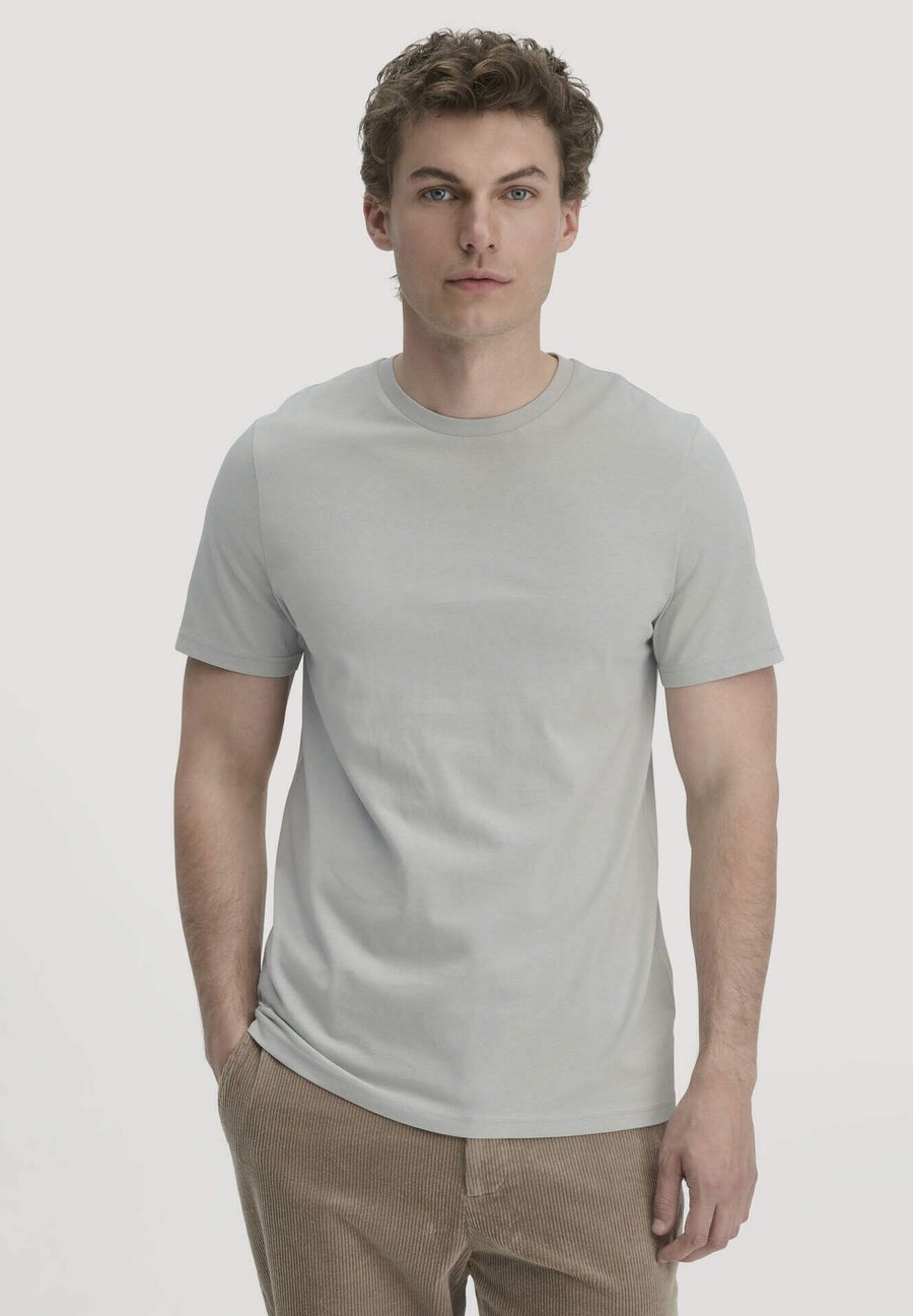 Футболка Hessnatur REGULAR , Nebelgrau/Grey
Футболка Hessnatur REGULAR , Nebelgrau/Grey