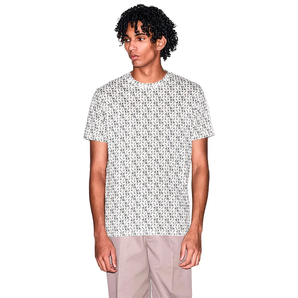 Футболка Armani Exchange XM002778_AF10356, серый
Футболка Armani Exchange XM002778_AF10356, серый