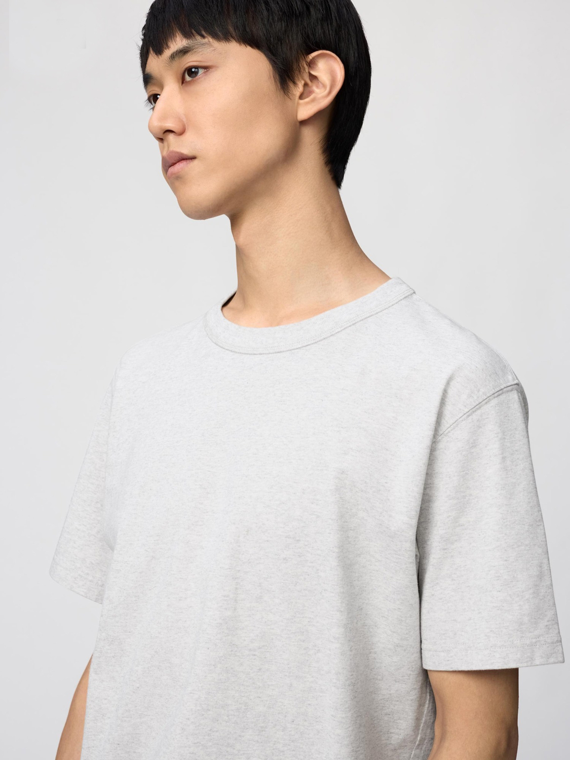 Футболка Uniqlo Crew Neck, 02 светло-серый
Футболка Uniqlo Crew Neck, 02 светло-серый