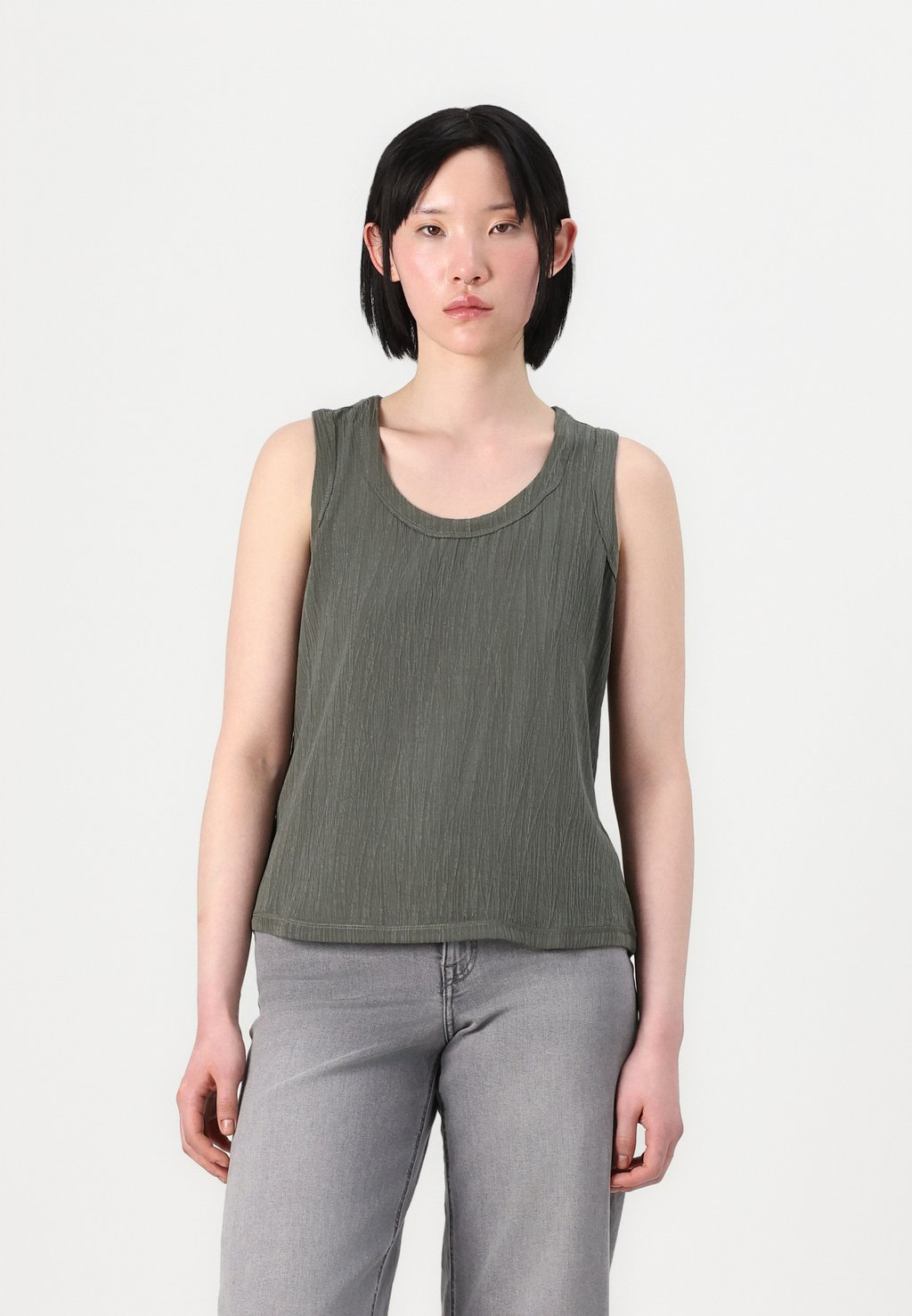 Топ PENNYLAN PARFOIS, хаки
Топ PENNYLAN PARFOIS, хаки