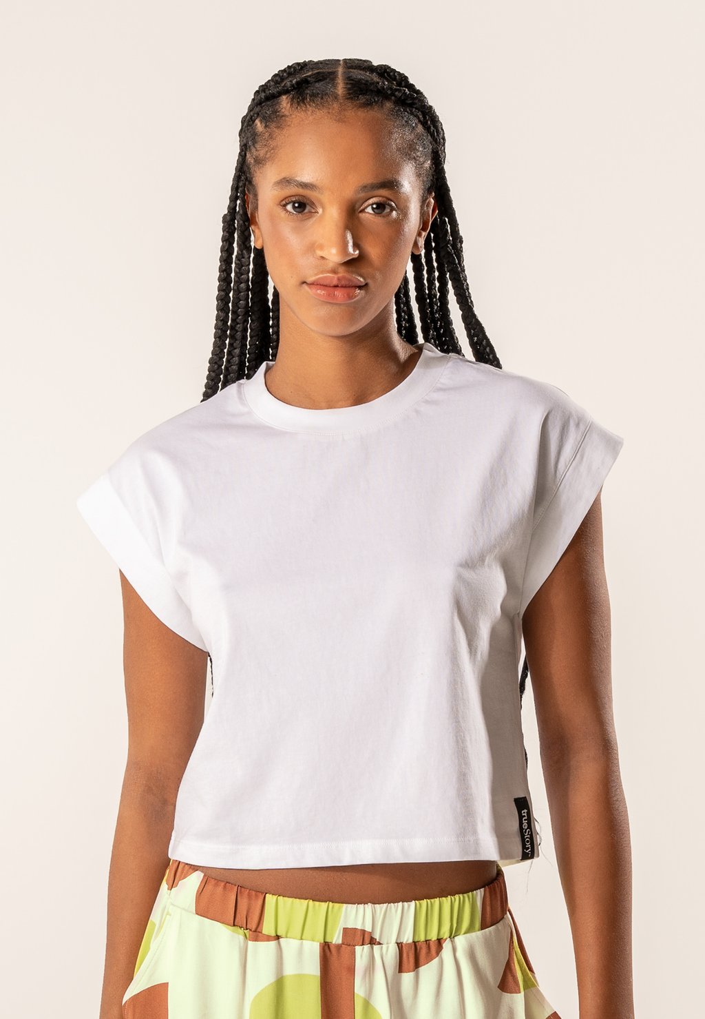 Базовая футболка DANBI trueStory, белый
Базовая футболка DANBI trueStory, белый