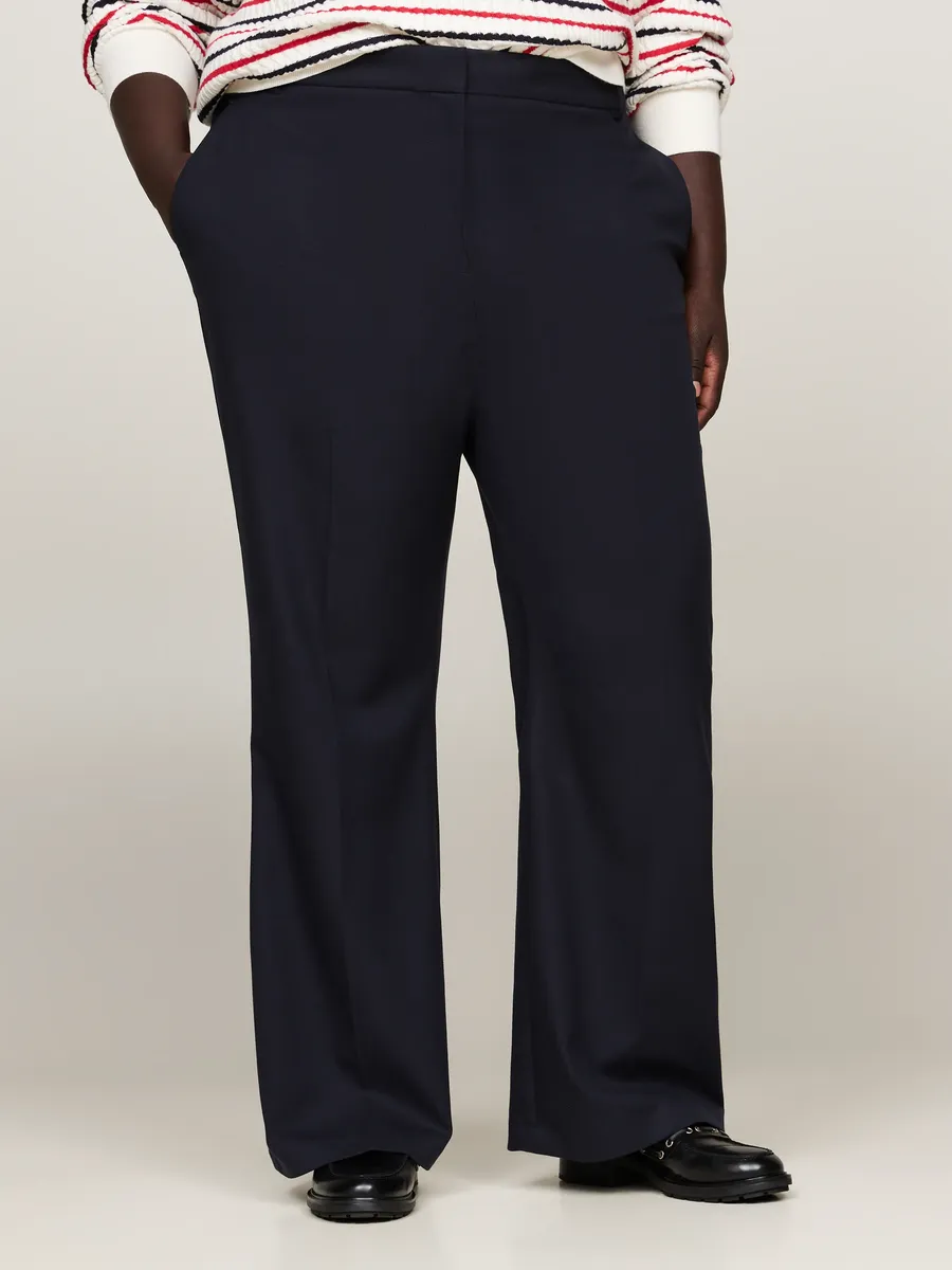 Расклешенные брюки Tommy Hilfiger Curve "CRV CORE FLARED PANT", больших размеров, расклешенная форма, цвет Desert Sky
Расклешенные брюки Tommy Hilfiger Curve "CRV CORE FLARED PANT", больших размеров, расклешенная форма, цвет Desert Sky