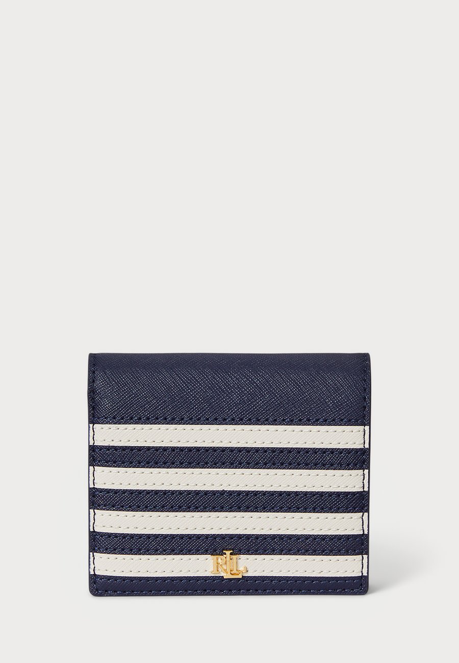 Кошелек Lauren Ralph Lauren COLOR-BLOCKED LEATHER COMPACT WALLET, Refined Navy/Soft White/Dark Blue
Кошелек Lauren Ralph Lauren COLOR-BLOCKED LEATHER COMPACT WALLET, Refined Navy/Soft White/Dark Blue