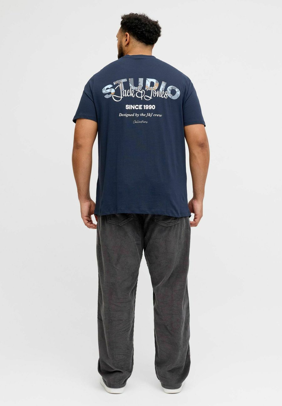 Футболка Jack & Jones PLUS SIZE , Sky Captain/Dark Blue, Синий, Футболка Jack & Jones PLUS SIZE , Sky Captain/Dark Blue
Футболка Jack & Jones PLUS SIZE , Sky Captain/Dark Blue, Синий, Футболка Jack & Jones PLUS SIZE , Sky Captain/Dark Blue