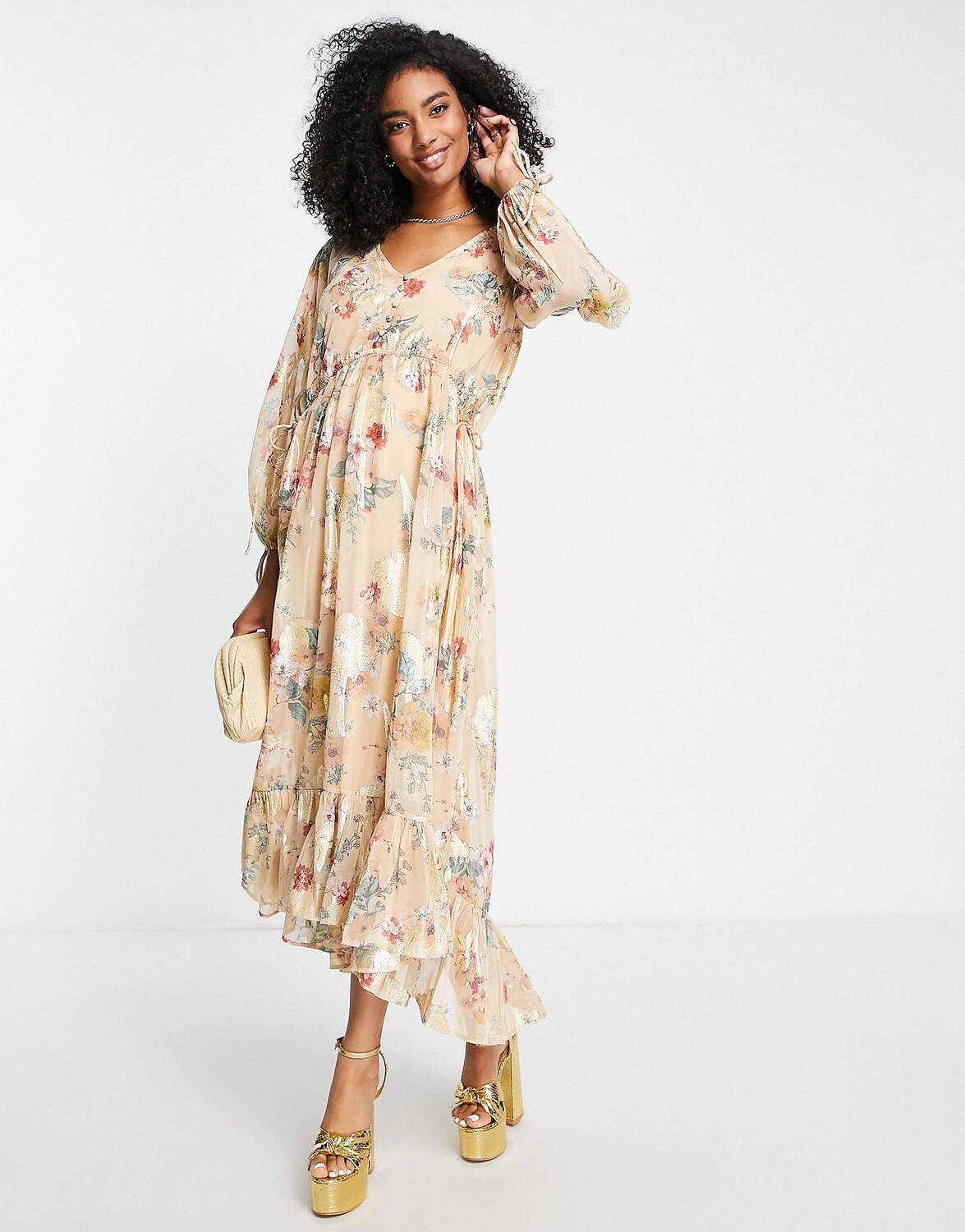 Платье макси с пуговицами ASOS DESIGN из жаккардового металлизированного жаккарда с цветочным принтом ASOS DESIGN
Платье макси с пуговицами ASOS DESIGN из жаккардового металлизированного жаккарда с цветочным принтом ASOS DESIGN
