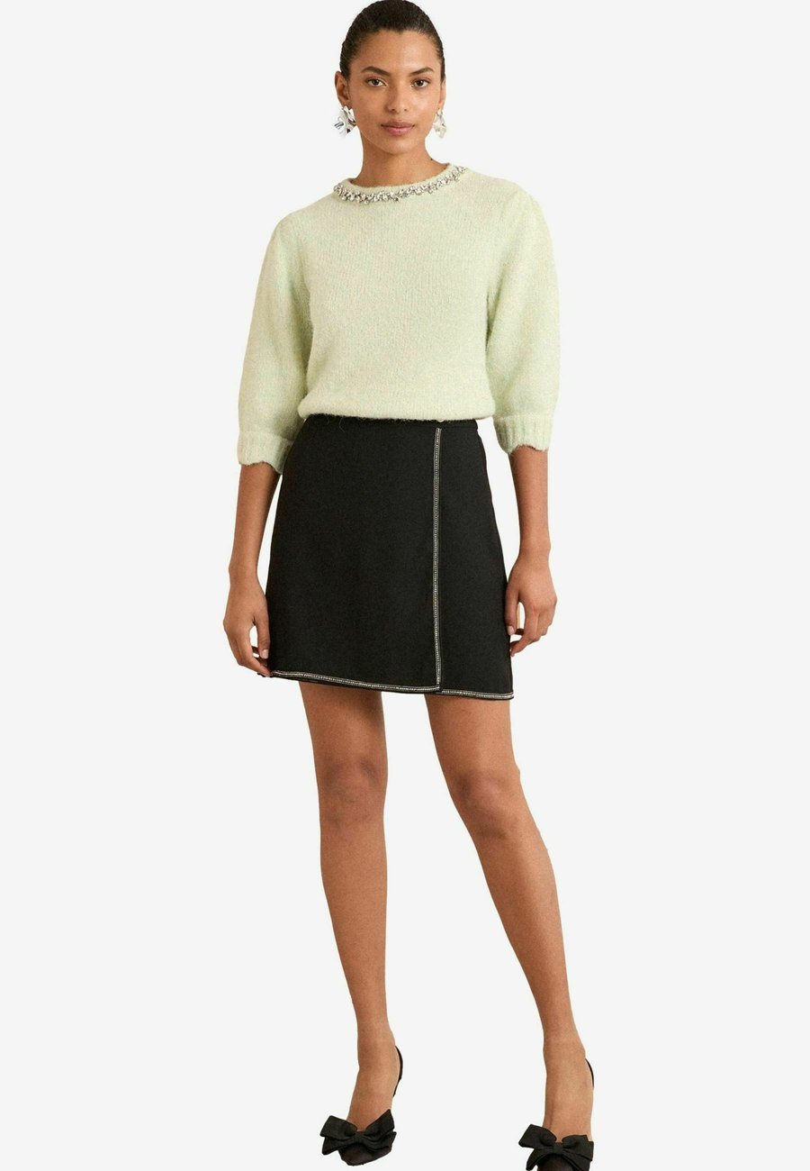 Юбка Love & Roses REGULAR FIT , Black Dimante Trim/Black
Юбка Love & Roses REGULAR FIT , Black Dimante Trim/Black