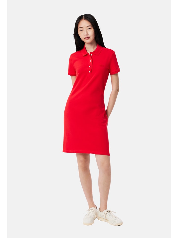 платье в красном Lacoste
платье в красном Lacoste