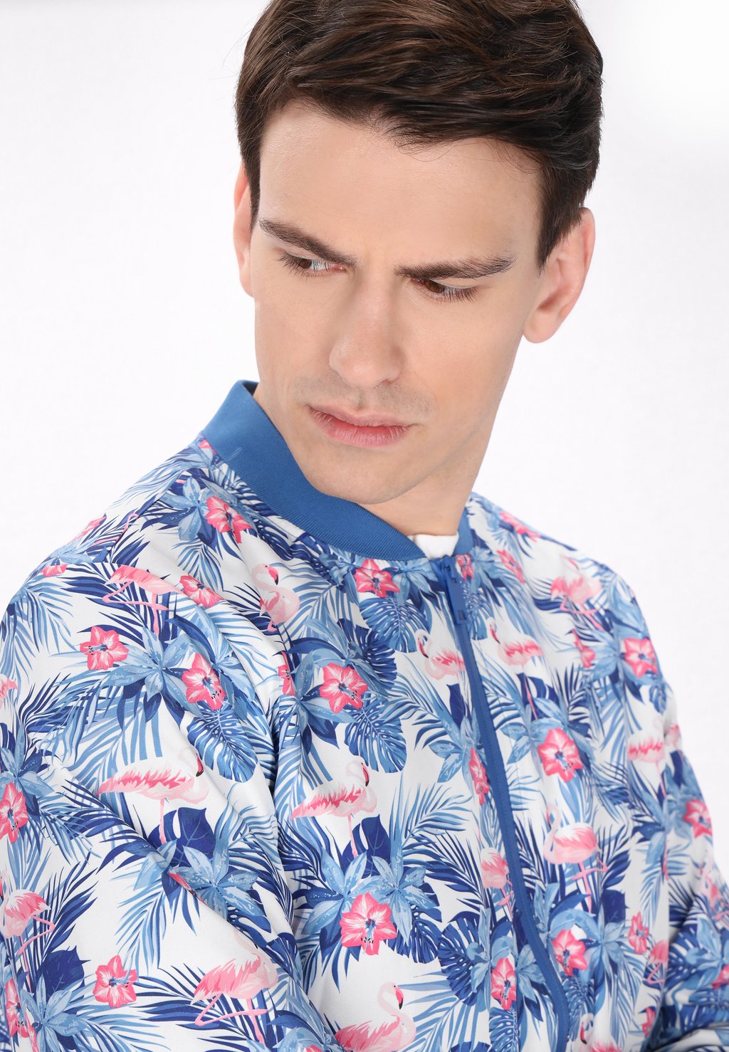 Куртка-бомбер Mo, розовый
Куртка-бомбер Mo, розовый