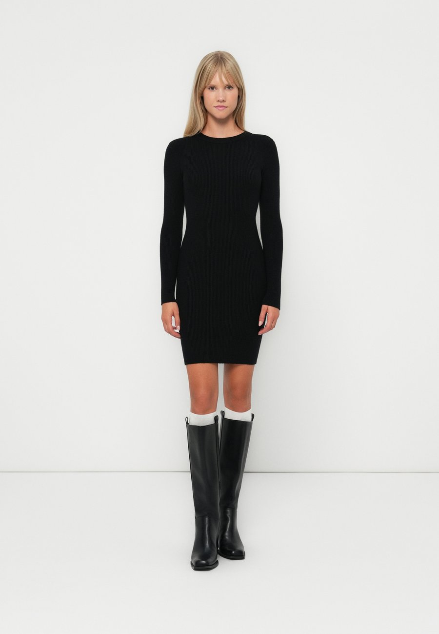 Платье Pieces PCMIRA NEW O NECK DRESS, Black
Платье Pieces PCMIRA NEW O NECK DRESS, Black