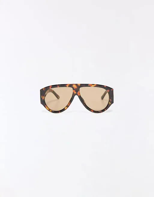 Коричневые пластиковые солнцезащитные очки Bershka
Коричневые пластиковые солнцезащитные очки Bershka