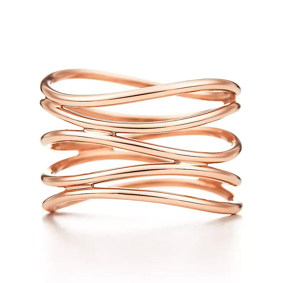 Кольцо Tiffany & Co. x Elsa Peretti Wave Five-Row, розовое золото
Кольцо Tiffany & Co. x Elsa Peretti Wave Five-Row, розовое золото