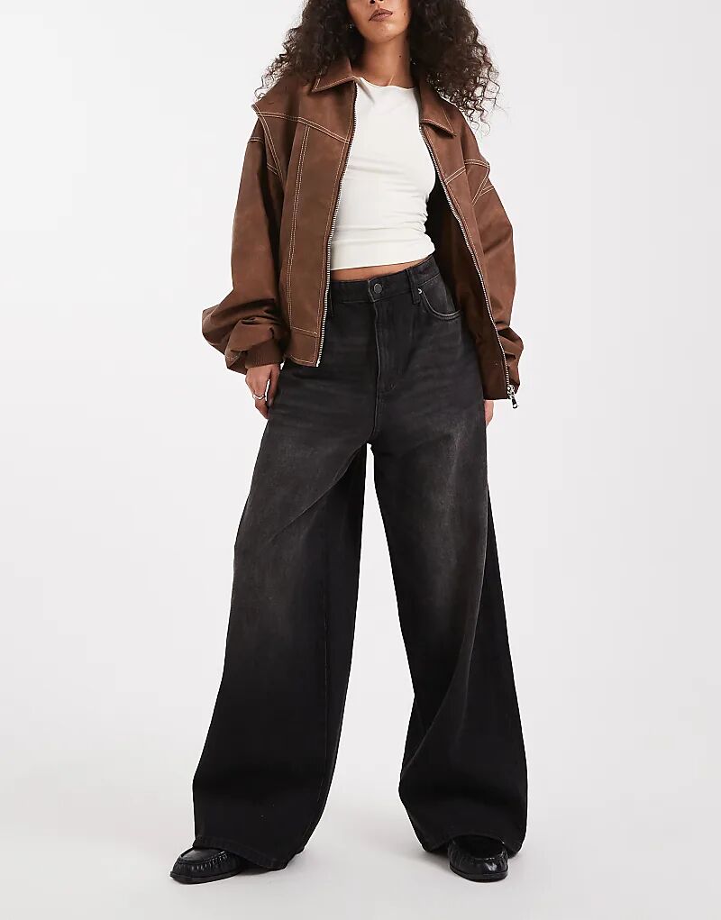 Очень мешковатые джинсы бойфренда Cotton On в черном цвете, как в 2000 году
Очень мешковатые джинсы бойфренда Cotton On в черном цвете, как в 2000 году