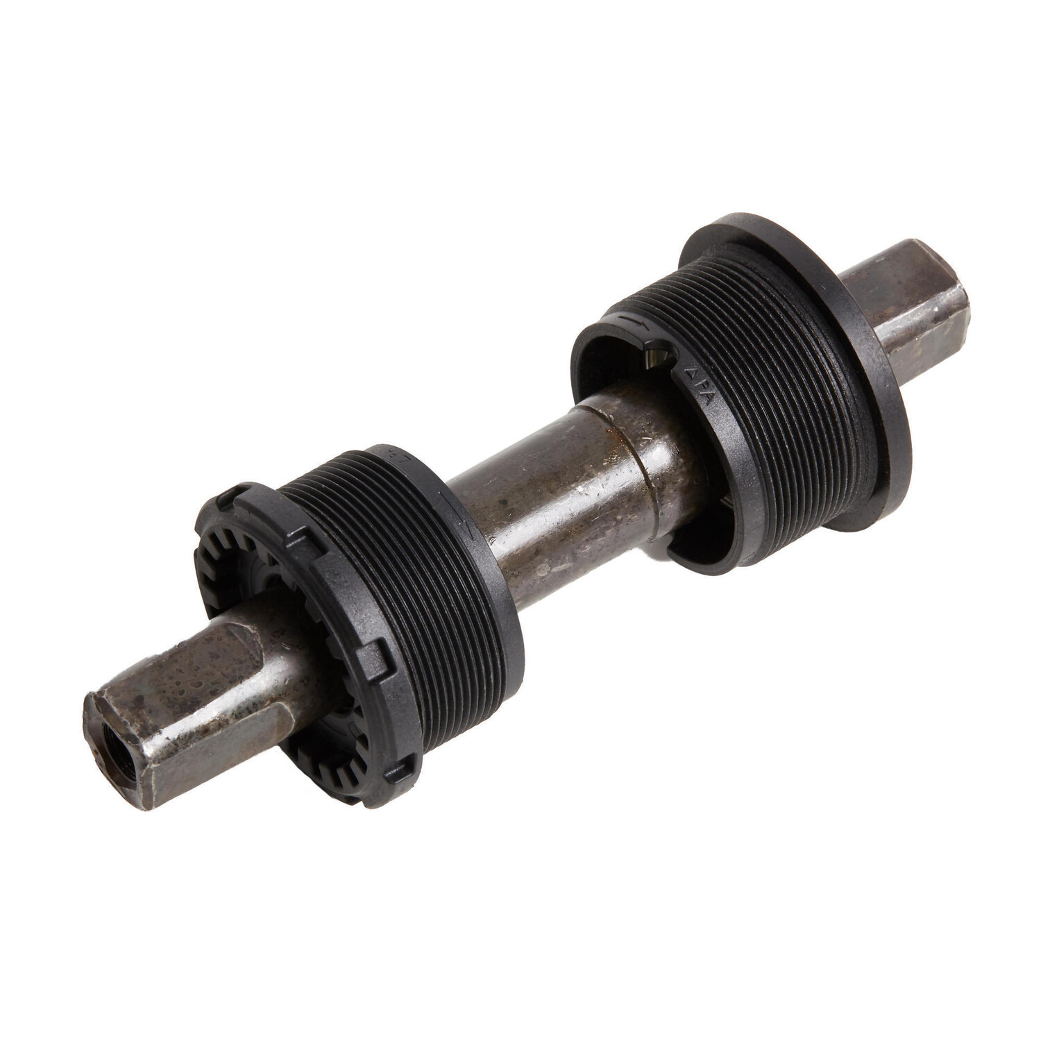 Корпус каретки 116 мм квадратная ось BTWIN, черный 
Корпус каретки 116 мм квадратная ось BTWIN, черный