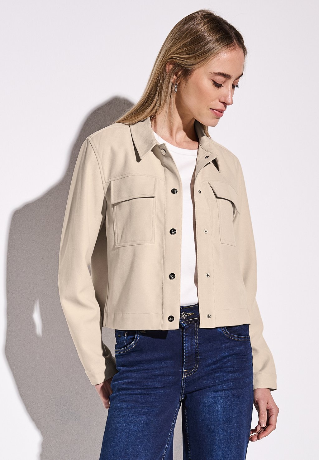 Летняя куртка Street One, бежевый
Летняя куртка Street One, бежевый