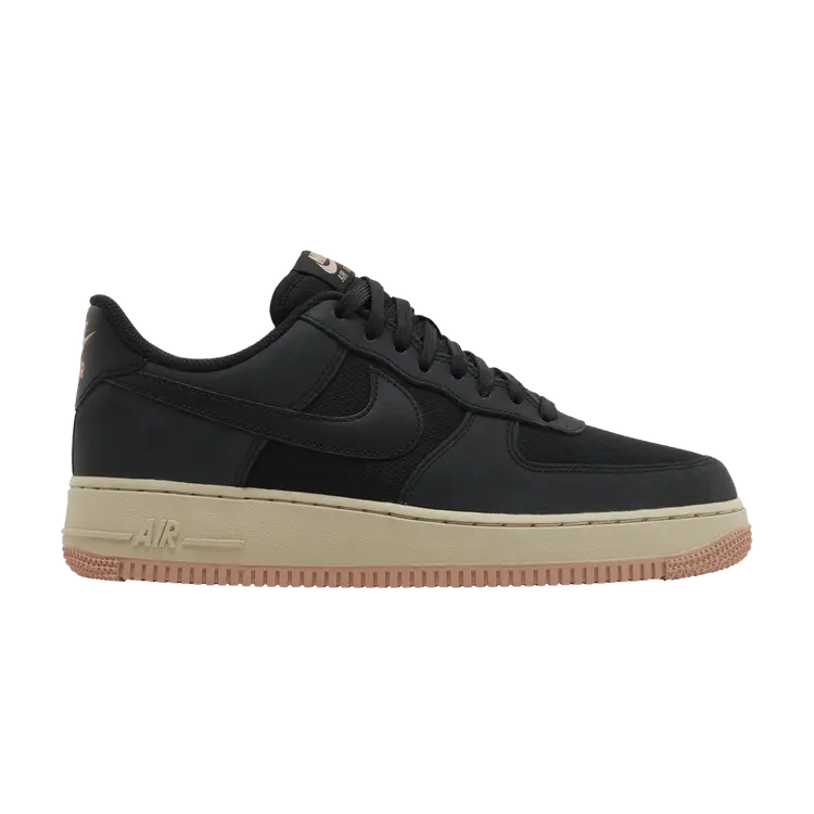 Кроссовки Nike Air Force 1 '07 LX 'Black Red Stardust', черный
Кроссовки Nike Air Force 1 '07 LX 'Black Red Stardust', черный
