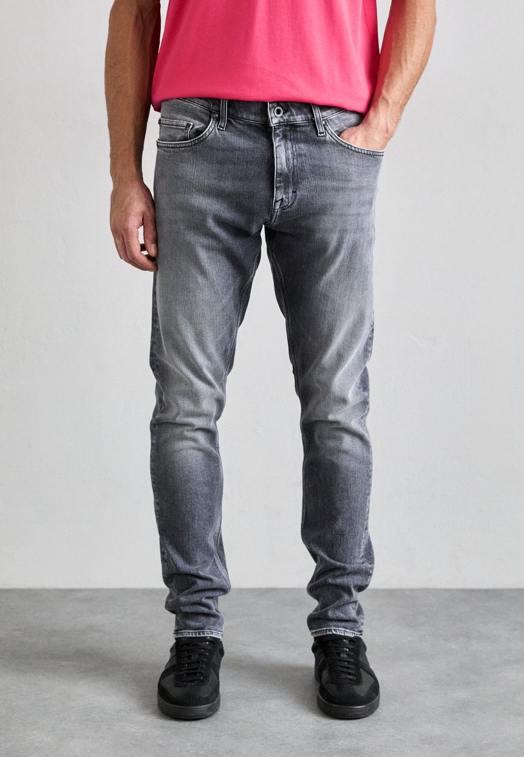 Джинсы облегающего кроя PISTOLERO Tiger of Sweden, черный
Джинсы облегающего кроя PISTOLERO Tiger of Sweden, черный