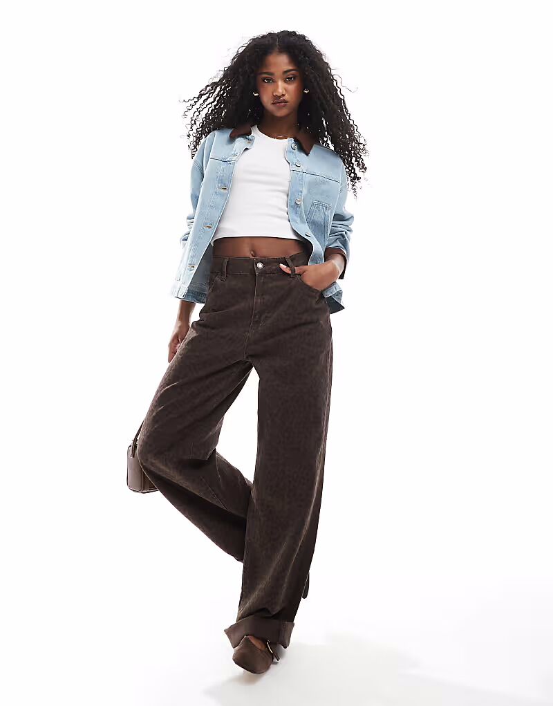 Джинсовая куртка ASOS DESIGN с контрастными деталями
Джинсовая куртка ASOS DESIGN с контрастными деталями