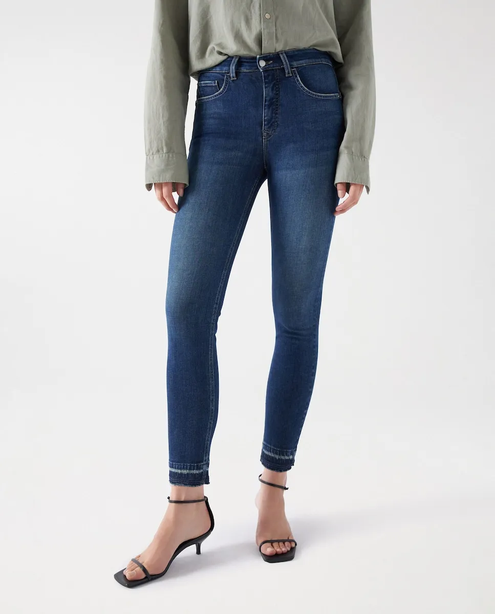 Женские узкие джинсы Faith с высокой посадкой и эффектом подтяжки, укороченные Salsa Jeans, синий
Женские узкие джинсы Faith с высокой посадкой и эффектом подтяжки, укороченные Salsa Jeans, синий