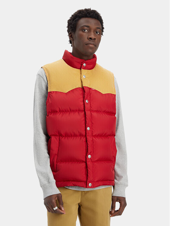 Жилет стандартного кроя Levi's, красный
Жилет стандартного кроя Levi's, красный