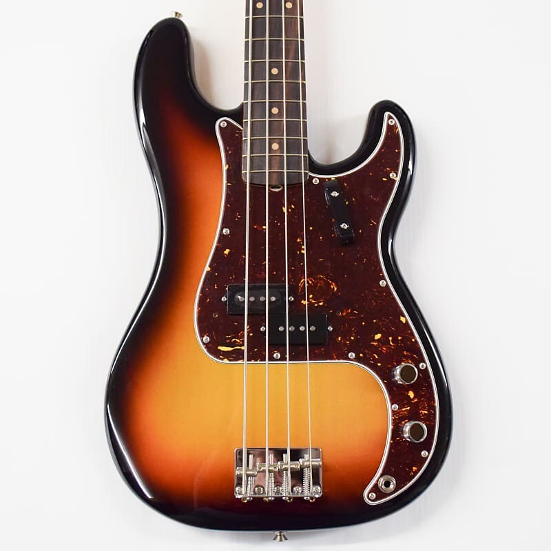 Басс гитара Fender American Vintage II 1960 Precision Bass - 3 Tone Sunburst
Басс гитара Fender American Vintage II 1960 Precision Bass - 3 Tone Sunburst