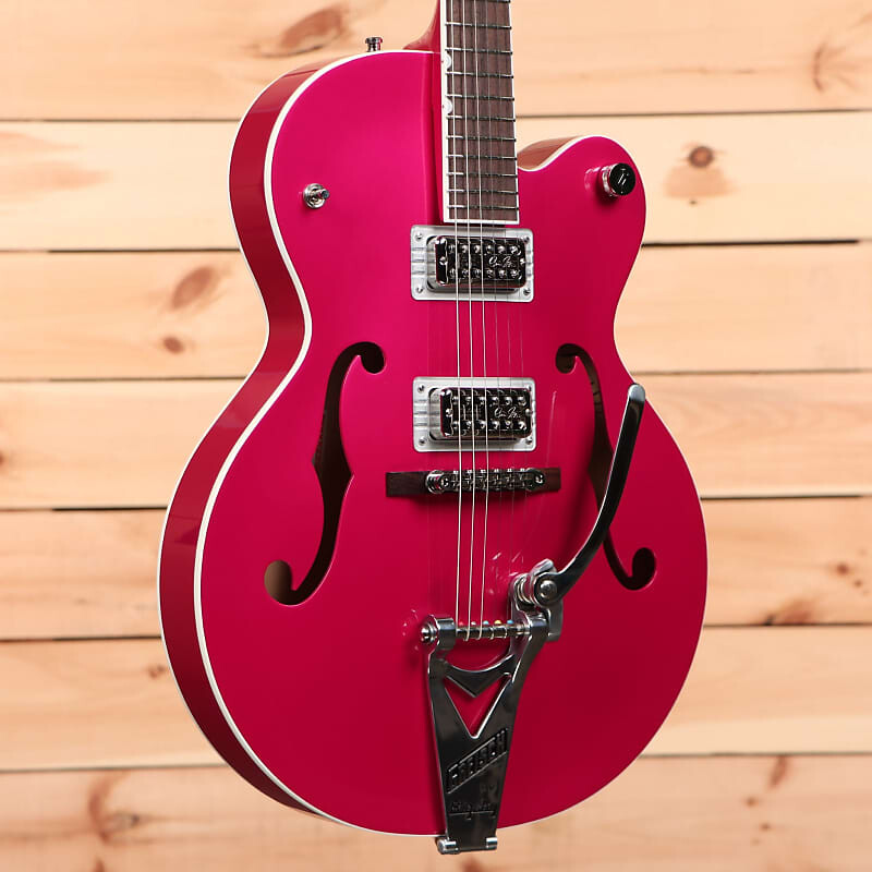 Gretsch G6120T-HR Brian Setzer Signature Hot Rod Hollow Body — Candy Magenta — JT22072742 — PLEK'd
Gretsch G6120T-HR Brian Setzer Signature Hot Rod Hollow Body — Candy Magenta — JT22072742 — PLEK'd