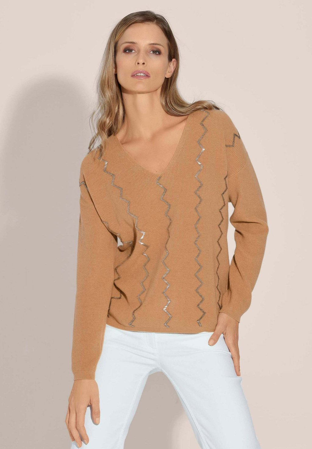 Джемпер OVERALL MADELEINE, коричневый
Джемпер OVERALL MADELEINE, коричневый