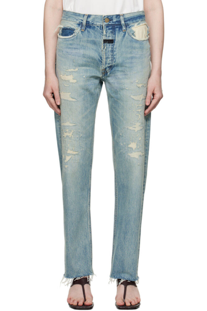 Синие отремонтированные классические джинсы с пятью карманами Fear of God
Синие отремонтированные классические джинсы с пятью карманами Fear of God