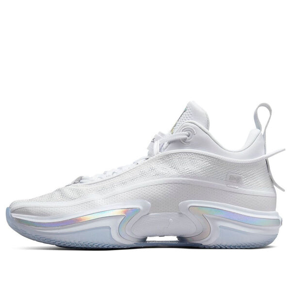 Кроссовки 36 низкие Air Jordan, белый
Кроссовки 36 низкие Air Jordan, белый