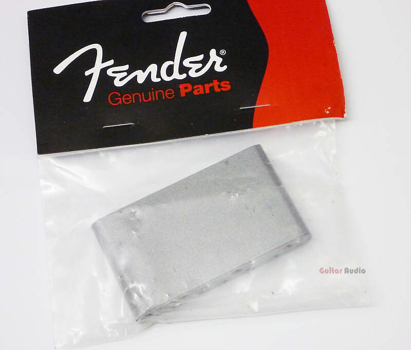 Подлинный стальной мостовой блок Fender American Vintage Tremolo 001-9473-049
Подлинный стальной мостовой блок Fender American Vintage Tremolo 001-9473-049