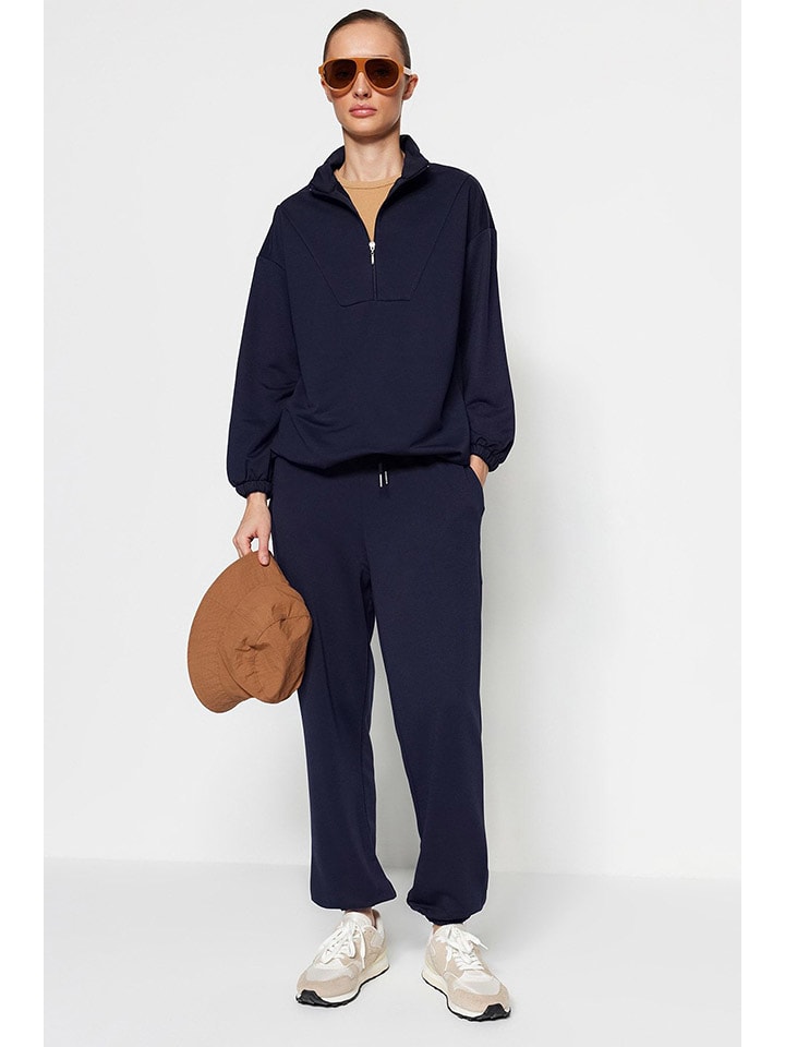 Толстовка trendyol, темно-синий
Толстовка trendyol, темно-синий