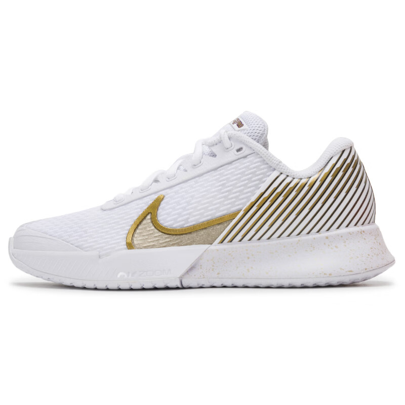 Nike Кроссовки женские Court Vapor Pro 2 HC WMB белые с пурпурно-золотым металликом, цвет White Gold
Nike Кроссовки женские Court Vapor Pro 2 HC WMB белые с пурпурно-золотым металликом, цвет White Gold